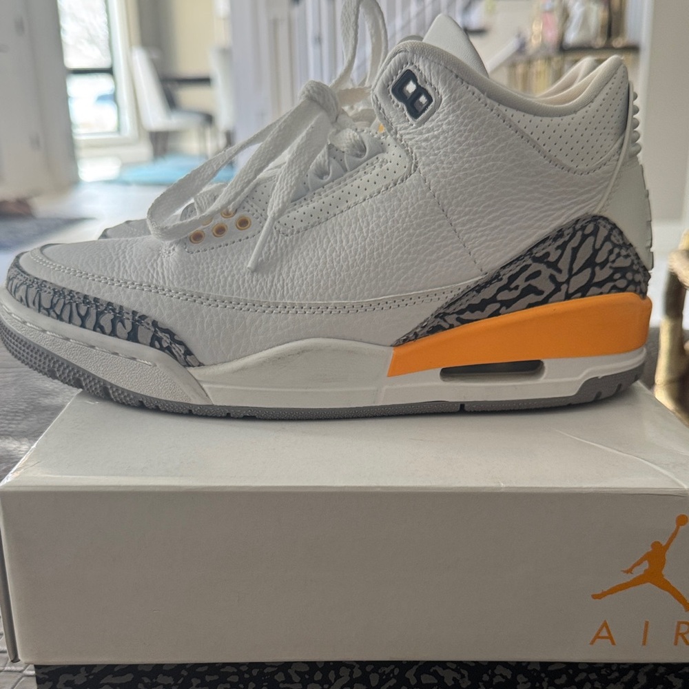Nike White & Orange Retro Basketball Sneakers with Elephant Print - Picture 3 of 5